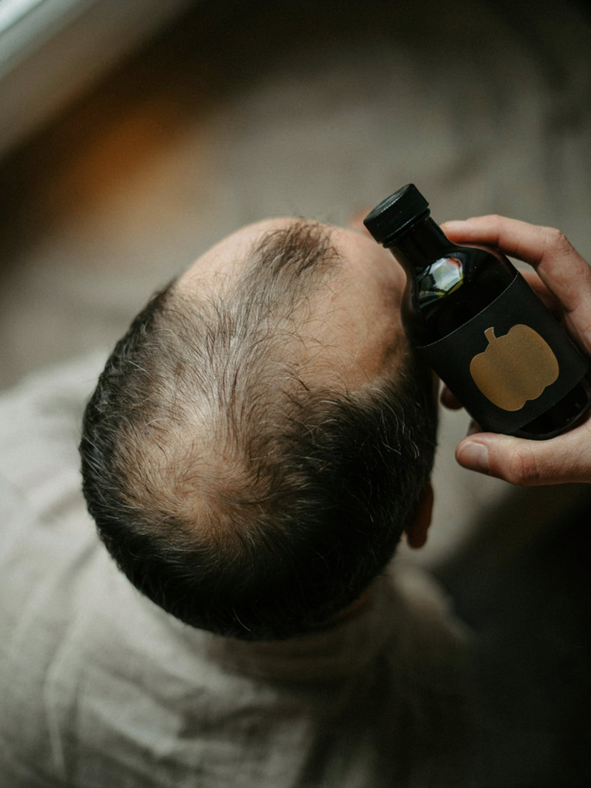 Olio di zucca e caduta dei capelli: cosa dicono gli studi